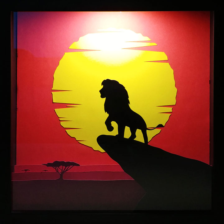 3D Lion King poster light box shines in the dark
